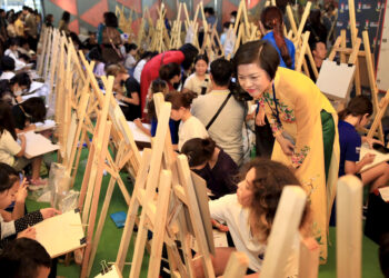 Khởi xướng sự kiện thi vẽ “Tình yêu của em dành cho Hà Nội – Đô thị Hòa bình”